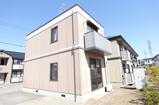 山岸住宅の物件外観写真